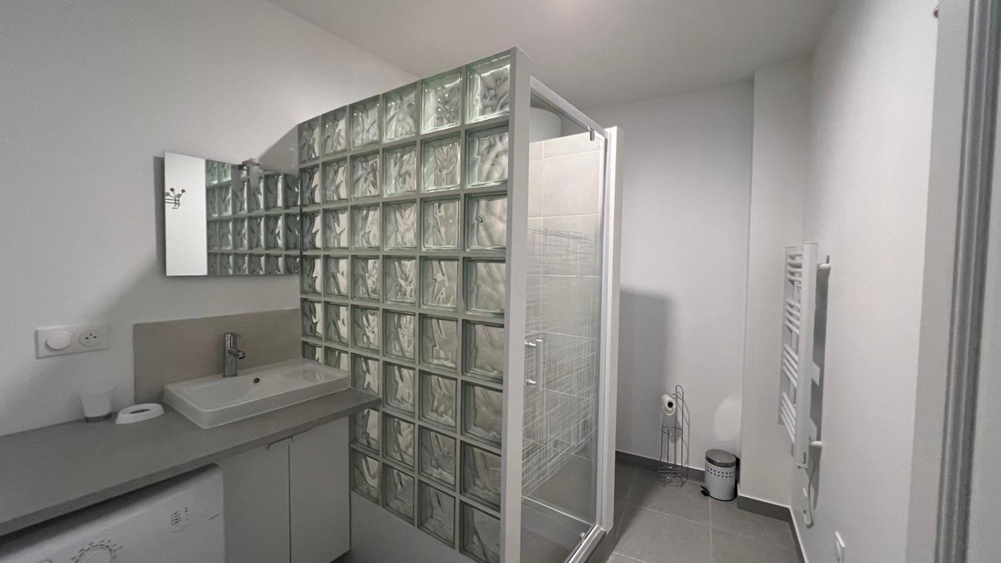 Fenix Appartement T2 40 M2 Cosy Rdc Plein Centre Ville 피에르랏트 외부 사진