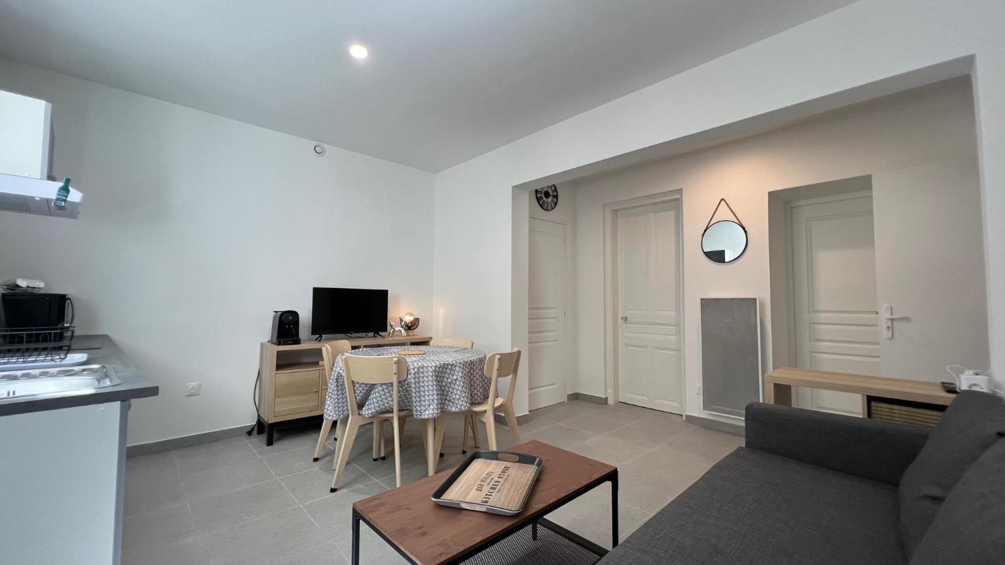 Fenix Appartement T2 40 M2 Cosy Rdc Plein Centre Ville 피에르랏트 외부 사진